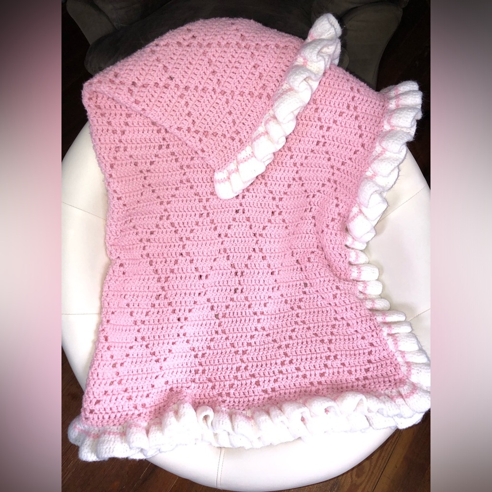 Baby Afghan Pink White Ruffled Edge Baby Girl